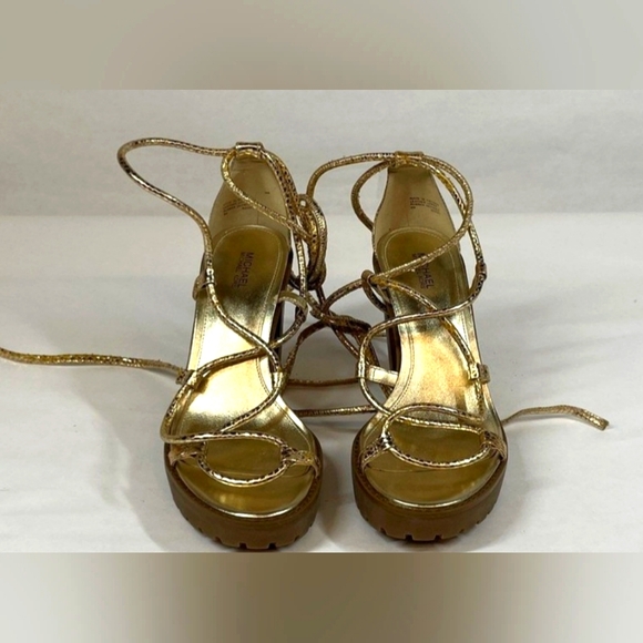 NEW Michael Kors MK Designer Gold  Chunky Strappy Block Heel Sandals 8 - Picture 2 of 8
